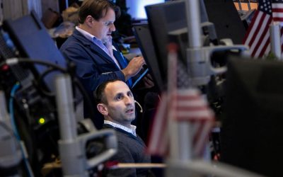 Cierra Wall Street en rojo y el Dow Jones baja 1.04%