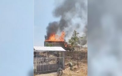 Reportan enfrentamientos entre grupos del crimen organizado y quema de vehículos en Apatzingán