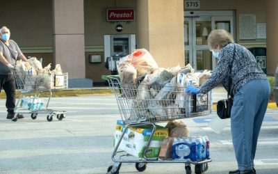 Anuncian supermercados de EUA bajadas en el precio de los alimentos, tras años de subidas