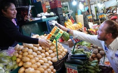 Taboada se compromete a acabar con las extorsiones en el Mercado de La Merced