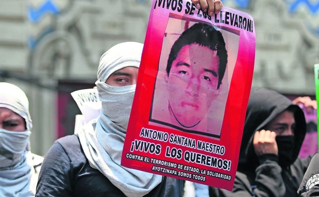 Poder militar sin contrapesos en caso Ayotzinapa: Centro Prodh