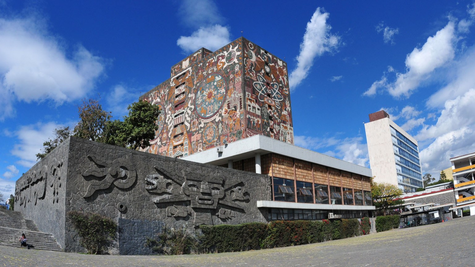 UNAM registra seis puntajes perfectos para estudiar la licenciatura