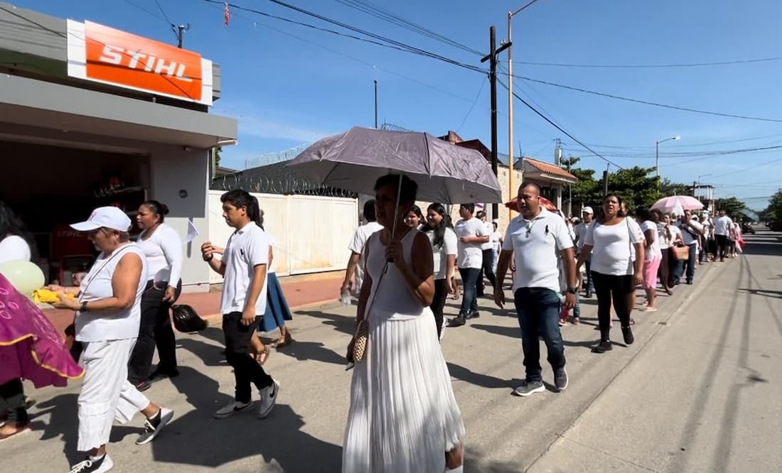 Sacerdote de Suchiate, Chiapas critica a AMLO en marcha por la paz: «Deja un país igual o peor que los anteriores»