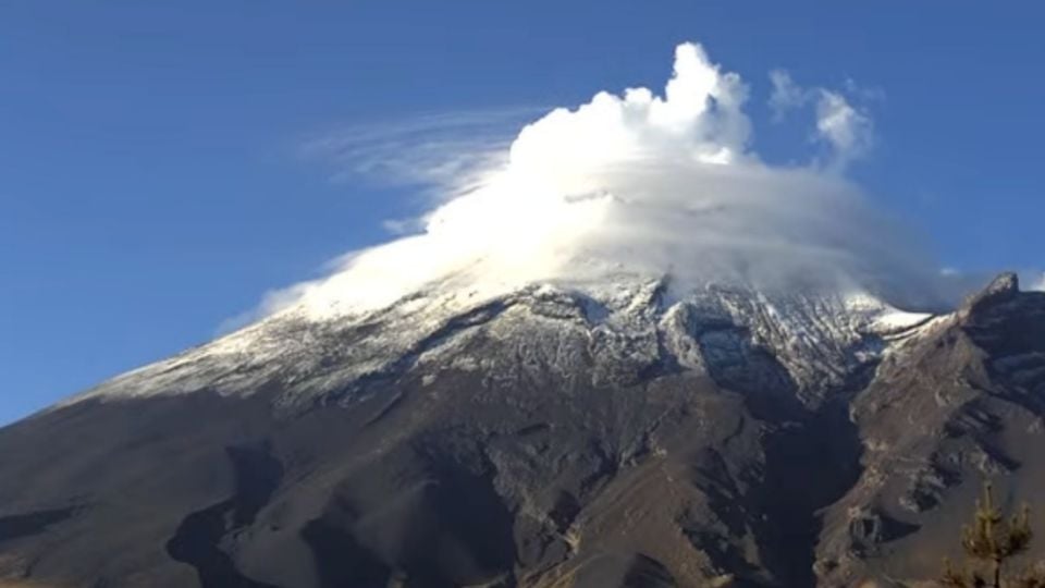 Popocatépetl supera 100 exhalaciones y registra sismo; alerta sigue en Amarillo Fase 2