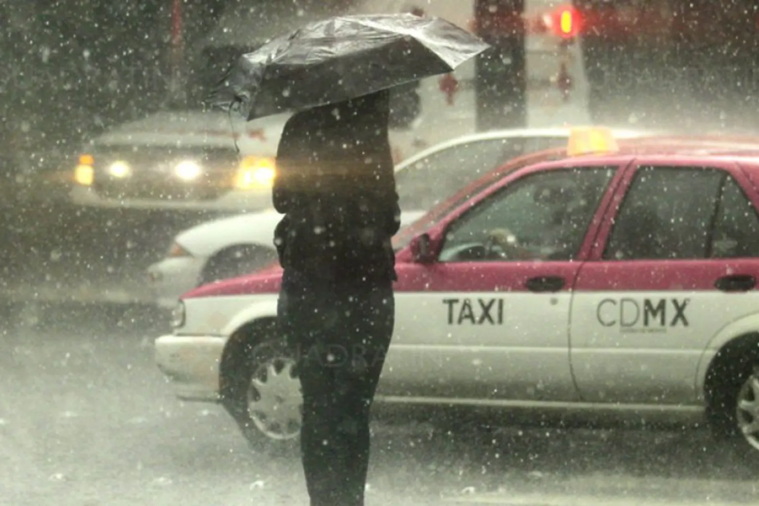 Activan Alerta Amarilla por lluvias fuertes en todas las alcaldías de la CDMX para este viernes