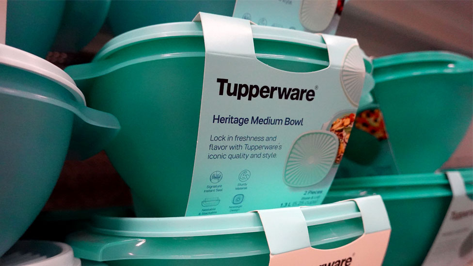 Tupperware logra acuerdo con acreedores; la empresa en quiebra debe vender su propiedad intelectual y activos en EU