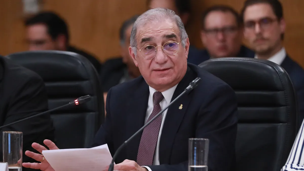 Sheinbaum reconoce “coherencia” del ministro Pérez Dayán por votar en contra del proyecto que invalidaba parte de la reforma judicial