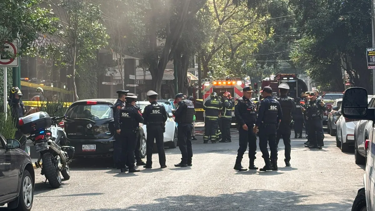 Explosión en Galerías Insurgentes de CDMX deja un muerto y dos heridos