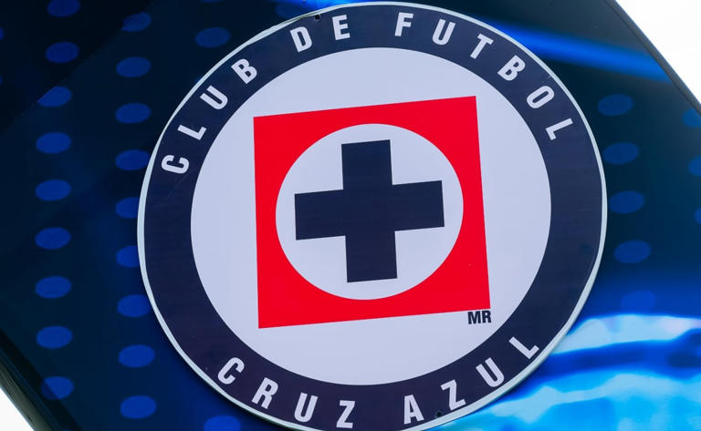 Cruz Azul iría por delantero brasileño; fue clave en el regreso del Santos a primera división