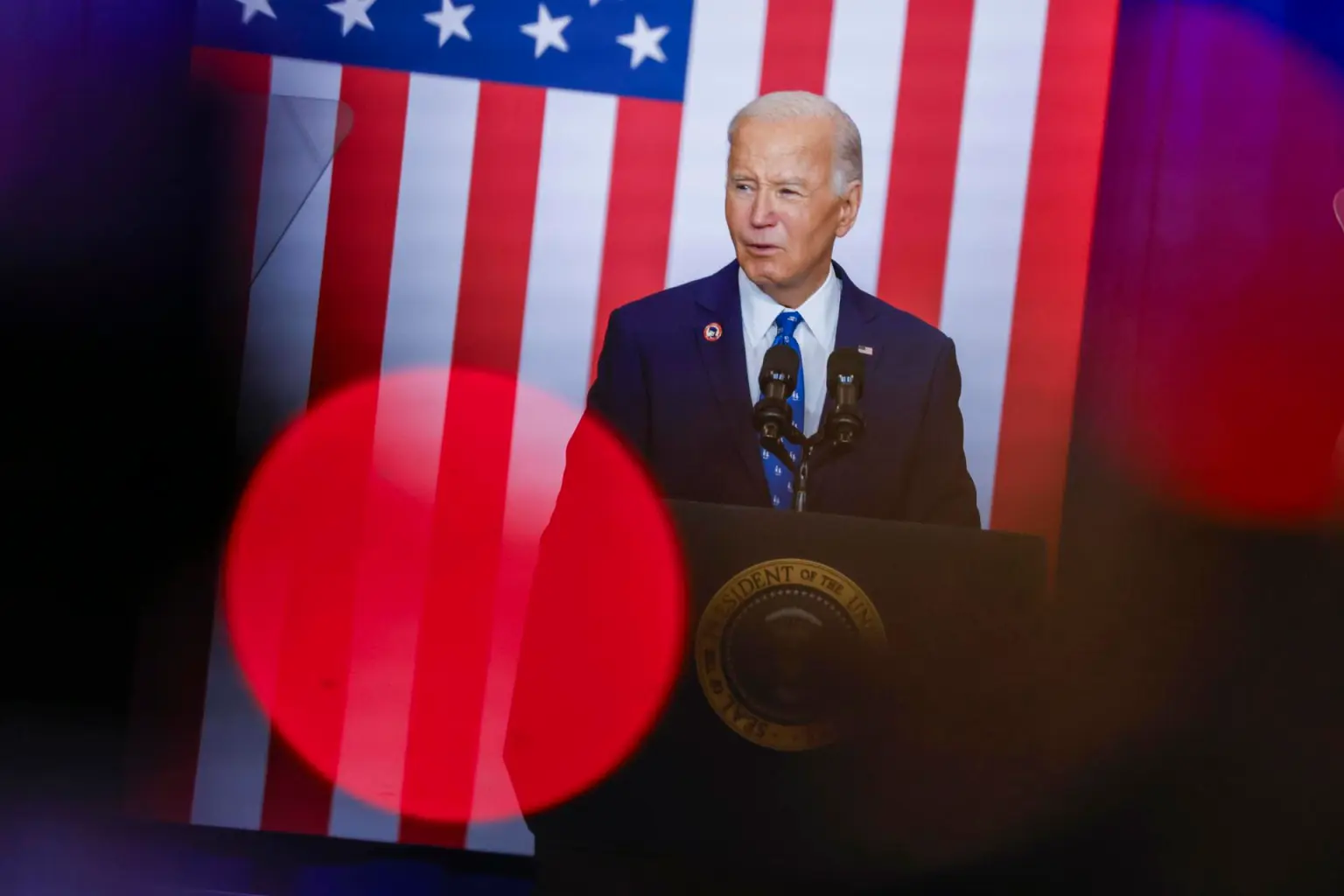 Biden insiste que los drones avistados en Nueva Jersey no suponen un peligro