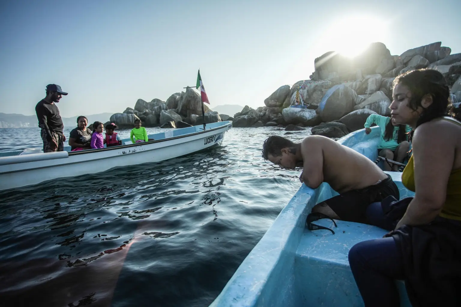 Acapulco pide a la virgen de Guadalupe paz y turismo tras huracanes y violencia