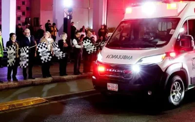 Brugada y Robledo dan banderazo de salida a mil nuevas ambulancias del IMSS