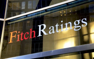Deterioro económico por aranceles de Trump impactará en ganancias de la banca en México: Fitch Ratings