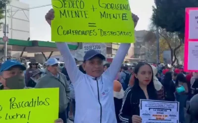 Megamarcha de locatarios de mercados provoca caos vial en CDMX