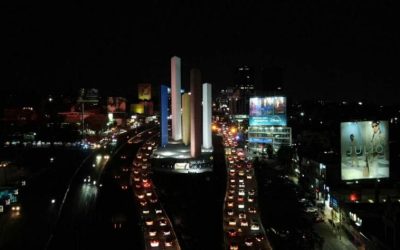 Luego de 8 años, vuelven a iluminarse las Torres de Satélite