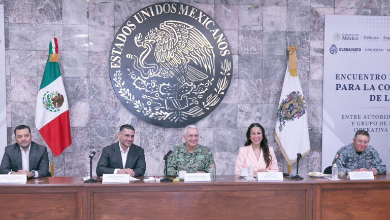 Omar García Harfuch evalua la estrategia de seguridad en Guanajuato