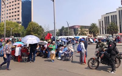 Plantón de la CNTE deja pérdidas millonarias