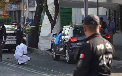 Indagan a policías de CDMX por manipular pruebas de asesinato de funcionarios