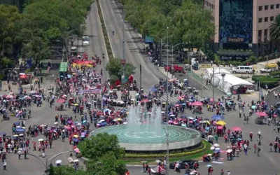Reabren Reforma y cruces con Bucareli y Juárez tras bloqueo de la CNTE