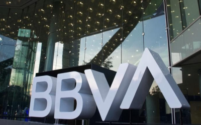 Impulso del sector servicios atenúa desaceleración en México: BBVA