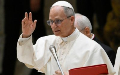 León XIV llama a los líderes del mundo a que se sienten a negociar y callen las armas
