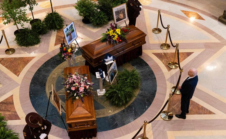 Joe Biden y Kamala Harris acuden al funeral de la demócrata Melissa Hortman