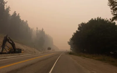 Enfrenta Canadá lo que sería el segundo peor año de incendios forestales de su historia