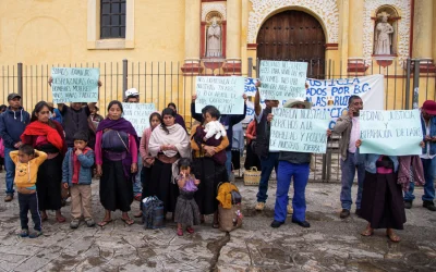 Violencia desplazó a 28,900 mexicanos en 2024, un aumento anual de 129%