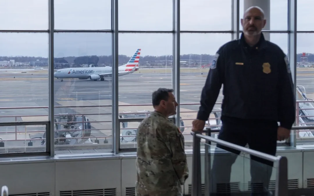 Suspenden United y American Airlines vuelos desde EUA a Oriente Medio por escalada