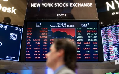 Cierra Wall Street en verde en medio del incremento de tensión entre EUA y China