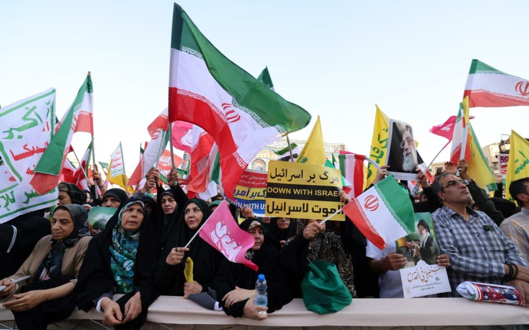 Irán afirma que ha interceptado destructor de Reino Unido en mar de Omán que apoyaba a Israel