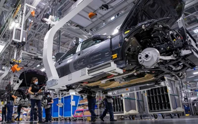 Cae 2% producción de autos en México durante mayo y exportaciones se contraen un 2.9%