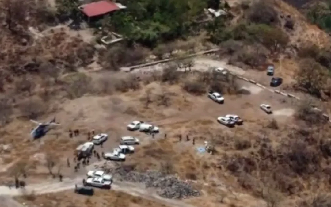 Recuperan restos de 34 personas en fosa clandestina de Zapopan