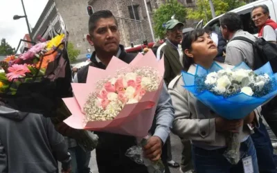 Realizan homenaje póstumo a Ximena Guzmán y José Muñoz, a un mes del atentado