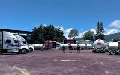 Catean enorme almacén huachicolero en Veracruz.