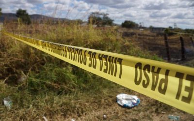 Encuentran a cinco personas sin vida sobre la carretera México-Nogales en Sinaloa