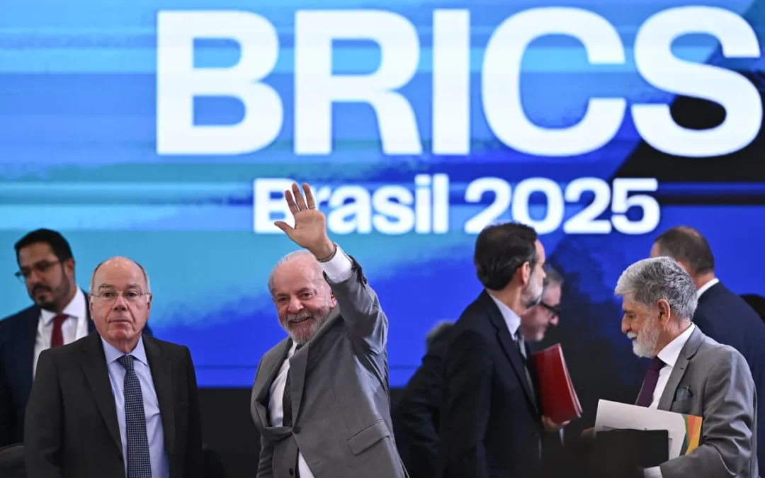 Reúne cumbre de los BRICS en Brasil a nuevos miembros mientras Putin y Xi se ausentan
