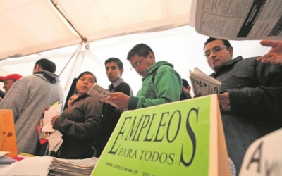 Aumentan trabajadores que ganan salarios de pobreza en México, advierten especialistas; trabajos son «fábricas de pobreza», dicen