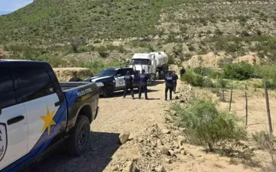 Aseguran 44 mil litros de hidrocarburo y detienen a cinco en Coahuila