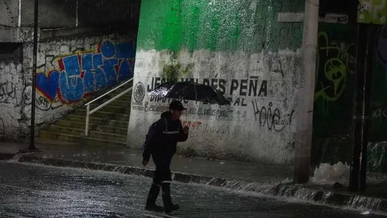 Alerta Naranja por lluvias y granizo en 4 alcaldías la noche de este sábado
