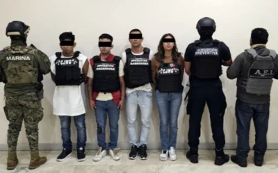 Cae en Puebla célula delictiva de «La Barredora»; decomisan armas y chalecos tácticos con leyendas del CJNG