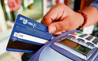Se aprieta la competencia en tarjetas de crédito