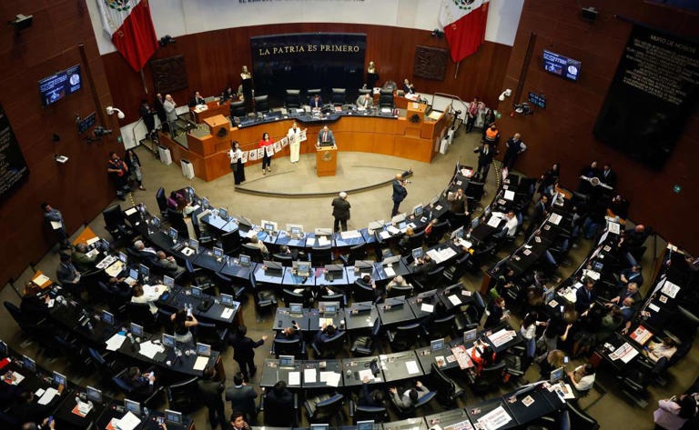 Advierten en Senado que injerencia extranjera será sancionada; Comisión de Economía rechaza plan militar de Trump