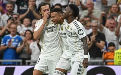 Real Madrid vence al Espanyol y marcha con paso perfecto en La Liga