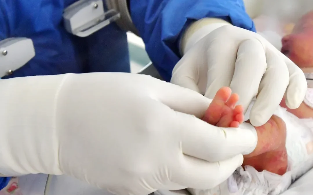 Cayeron un 8.5% los nacimientos en México en 2024 e hilan 3 años a la baja