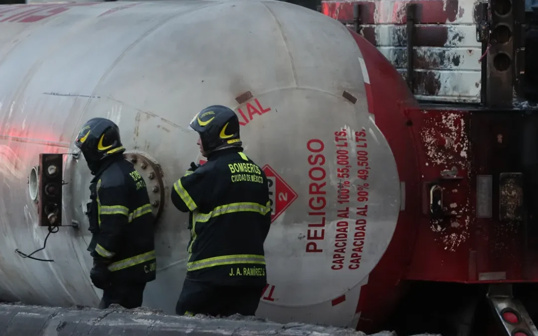 Sube a 30 la cifra de fallecidos por explosión de pipa de gas; 15 siguen hospitalizados