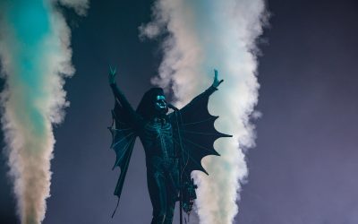 Moctezuma perdonó: Ghost realiza su ritual en Palacio de los Deportes