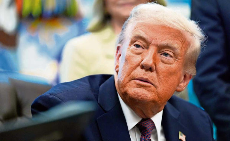 Trump habla de «nuevo ataque contra cristianos» tras tiroteo e incendio en iglesia mormona de Michigan