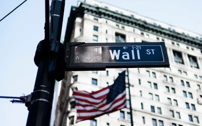 Cierra Wall Street en verde y la subida de Alphabet impulsa al índice Nasdaq