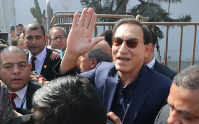 Sale en libertad expresidente peruano Vizcarra tras 3 semanas en prisión preventiva